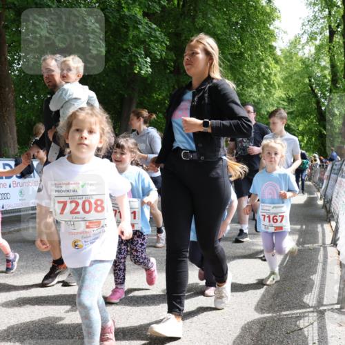 17.05.2025 - Störlauf Strokosch-Dieckow http://msf.ph/oto/7846110 17.05.2025 13:03:25 Ziel 192, 0, 2025, 7208, 7167 meine-sportfotos.de