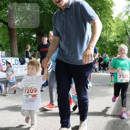 17.05.2025 - Störlauf Strokosch-Dieckow http://msf.ph/oto/7846128 17.05.2025 13:03:32 Ziel 20, 2025, 7209, 129, 7141 meine-sportfotos.de