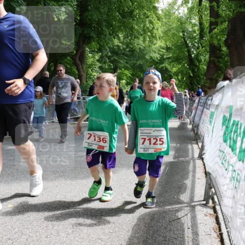 17.05.2025 - Störlauf Strokosch-Dieckow http://msf.ph/oto/7846131 17.05.2025 13:03:33 Ziel 2025, 7136, 2025, 7125 meine-sportfotos.de