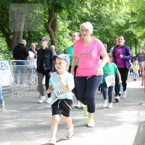 17.05.2025 - Störlauf Strokosch-Dieckow http://msf.ph/oto/7846136 17.05.2025 13:03:36 Ziel 221, 7127, 7008 meine-sportfotos.de