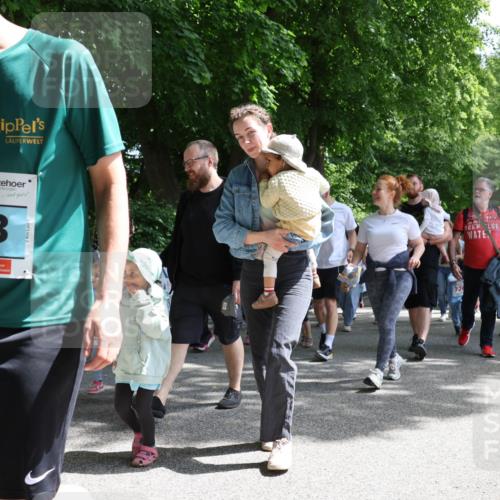 17.05.2025 - Störlauf Strokosch-Dieckow http://msf.ph/oto/7846172 17.05.2025 13:03:58 Ziel 2025, 06, 00, 2019, 2025, 303, 720 meine-sportfotos.de