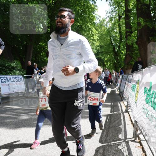 17.05.2025 - Störlauf Strokosch-Dieckow http://msf.ph/oto/7846193 17.05.2025 13:04:11 Ziel 7025, 271, 72991, 2 meine-sportfotos.de