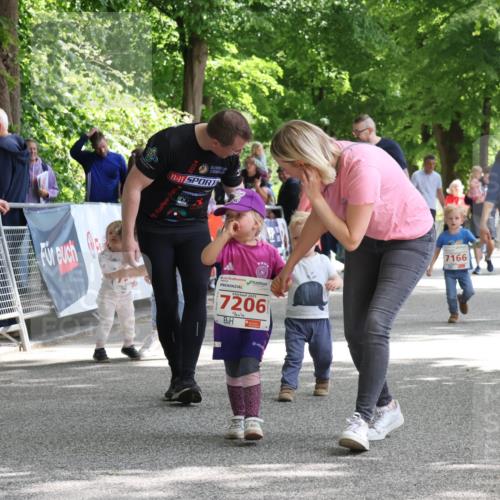17.05.2025 - Störlauf Strokosch-Dieckow http://msf.ph/oto/7846265 17.05.2025 13:05:00 Ziel 15, 2025, 7206, 7166 meine-sportfotos.de