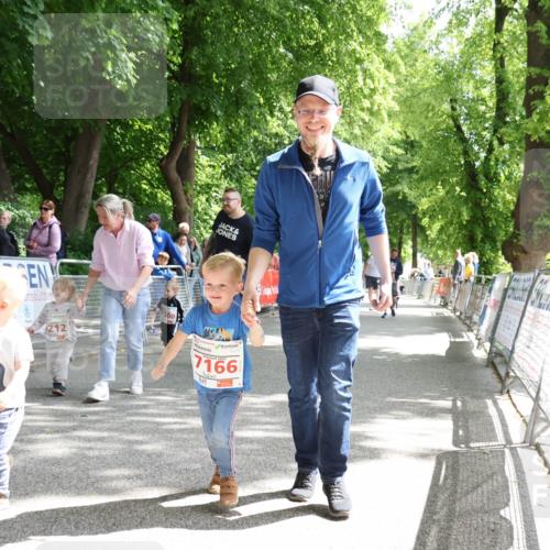 17.05.2025 - Störlauf Strokosch-Dieckow http://msf.ph/oto/7846276 17.05.2025 13:05:06 Ziel 212, 7300, 7166 meine-sportfotos.de
