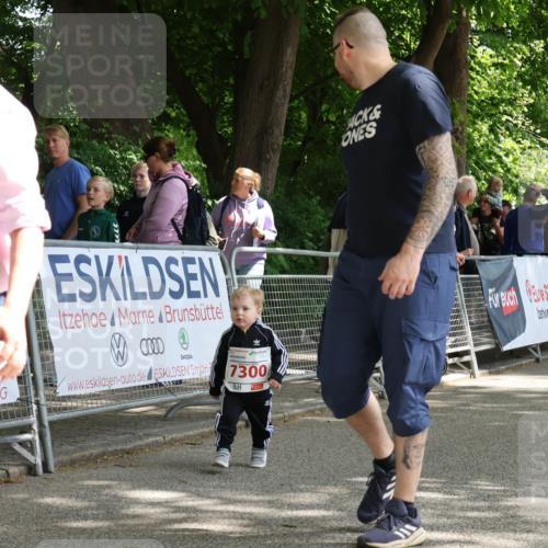 17.05.2025 - Störlauf Strokosch-Dieckow http://msf.ph/oto/7846281 17.05.2025 13:05:09 Ziel 7300 meine-sportfotos.de