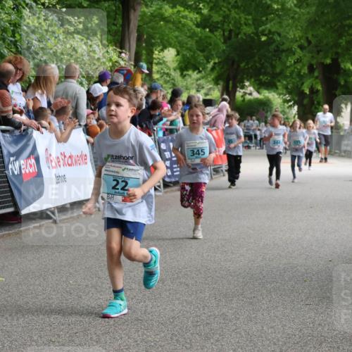 17.05.2025 - Störlauf Strokosch-Dieckow http://msf.ph/oto/7846923 17.05.2025 13:43:13 Ziel 2025, 22, 345, 344 meine-sportfotos.de