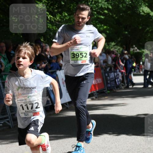 17.05.2025 - Störlauf Strokosch-Dieckow http://msf.ph/oto/7849838 17.05.2025 14:40:50 Ziel 2025, 1172, 3952 meine-sportfotos.de