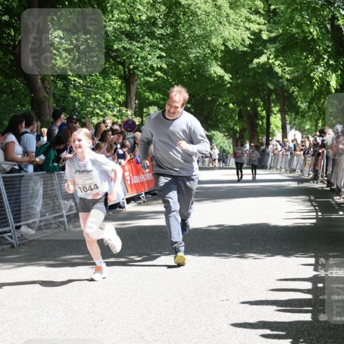 17.05.2025 - Störlauf Strokosch-Dieckow http://msf.ph/oto/7850145 17.05.2025 14:43:18 Ziel 1044 meine-sportfotos.de