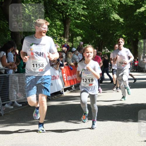 17.05.2025 - Störlauf Strokosch-Dieckow http://msf.ph/oto/7850287 17.05.2025 14:44:24 Ziel 1158, 1219, 166 meine-sportfotos.de