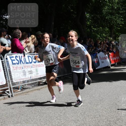 17.05.2025 - Störlauf Strokosch-Dieckow http://msf.ph/oto/7850492 17.05.2025 14:46:18 Ziel 1, 0000, 1571, 1564, 1373 meine-sportfotos.de
