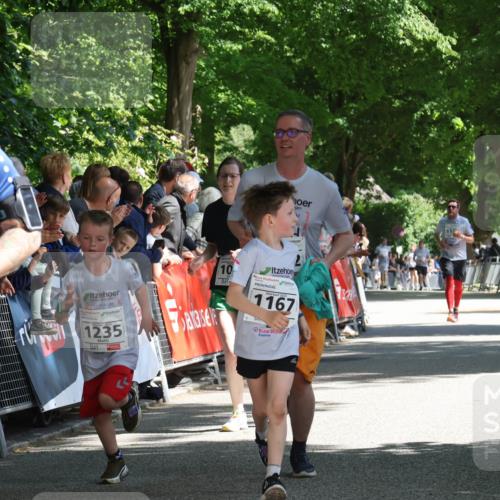 17.05.2025 - Störlauf Strokosch-Dieckow http://msf.ph/oto/7850614 17.05.2025 14:47:22 Ziel 2025, 1058, 1235, 10, 2025, 1167 meine-sportfotos.de