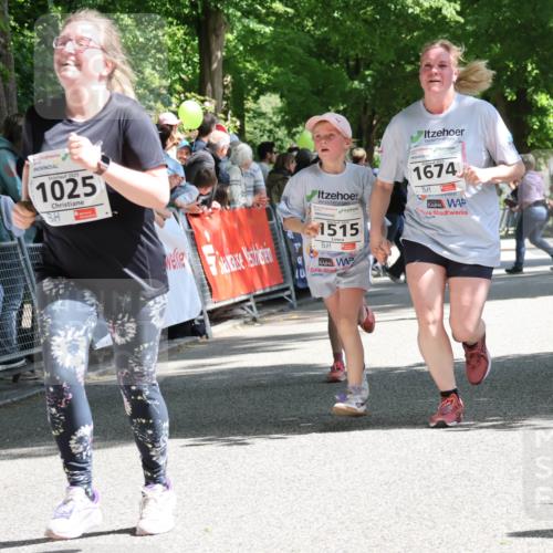 17.05.2025 - Störlauf Strokosch-Dieckow http://msf.ph/oto/7851089 17.05.2025 14:52:37 Ziel 2025, 1025, 40, 1515, 1674 meine-sportfotos.de