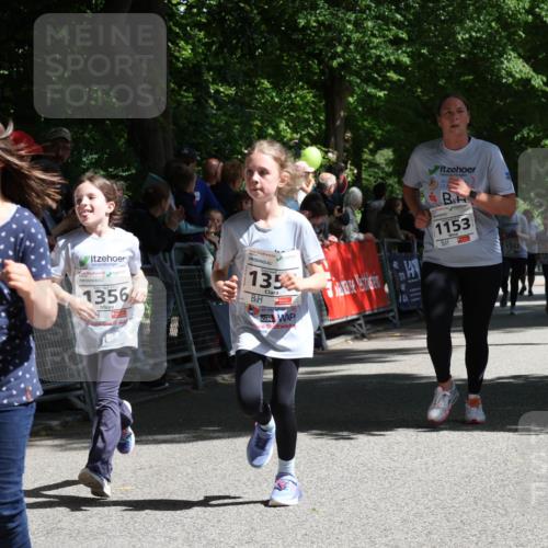 17.05.2025 - Störlauf Strokosch-Dieckow http://msf.ph/oto/7851115 17.05.2025 14:53:03 Ziel 1356, 202, 135, 1153, 1142, 397 meine-sportfotos.de