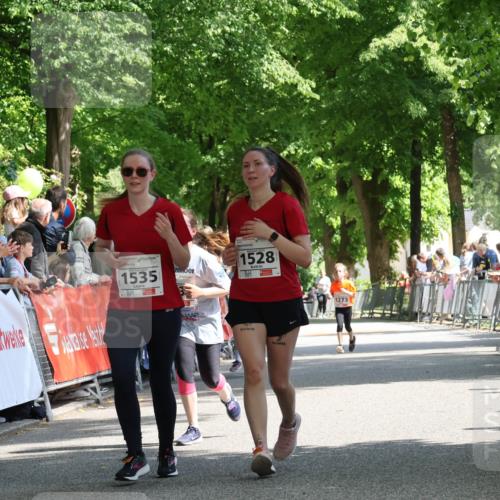 17.05.2025 - Störlauf Strokosch-Dieckow http://msf.ph/oto/7851137 17.05.2025 14:53:14 Ziel 2025, 32, 1535, 1528, 917, 1273 meine-sportfotos.de