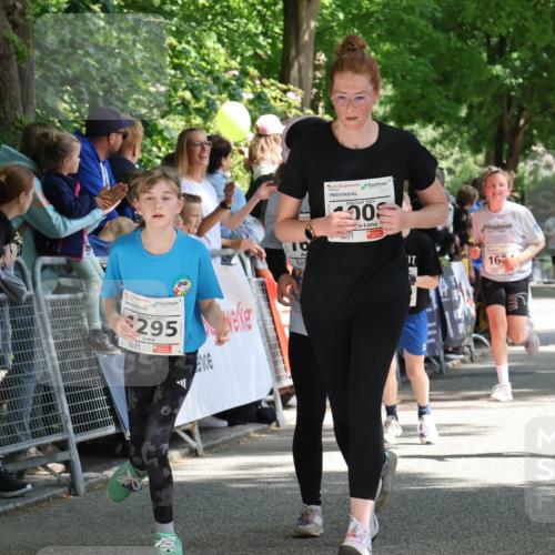 17.05.2025 - Störlauf Strokosch-Dieckow http://msf.ph/oto/7851232 17.05.2025 14:54:35 Ziel 2025, 295, 2025, 05, 1306, 16, 1368 meine-sportfotos.de