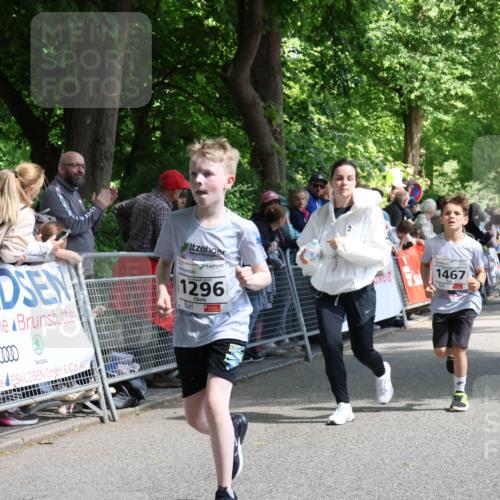 17.05.2025 - Störlauf Strokosch-Dieckow http://msf.ph/oto/7851257 17.05.2025 14:54:45 Ziel 2025, 1296, 1467 meine-sportfotos.de