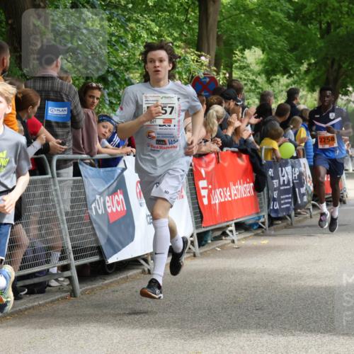 17.05.2025 - Störlauf Strokosch-Dieckow http://msf.ph/oto/7851811 17.05.2025 15:23:51 Ziel 57, 2025, 2137, 32, 2258, 1225 meine-sportfotos.de