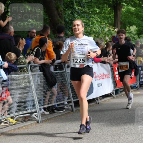 17.05.2025 - Störlauf Strokosch-Dieckow http://msf.ph/oto/7851831 17.05.2025 15:23:58 Ziel 2025, 1225, 2256 meine-sportfotos.de