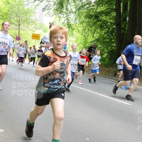 17.05.2025 - Störlauf Strokosch-Dieckow http://msf.ph/oto/7851838 17.05.2025 14:17:29 Laufen 82, 1498, 2125, 1452, 1050, 1065, 1285, 1565, 1179, 1533, 1074, 1058, 124 meine-sportfotos.de