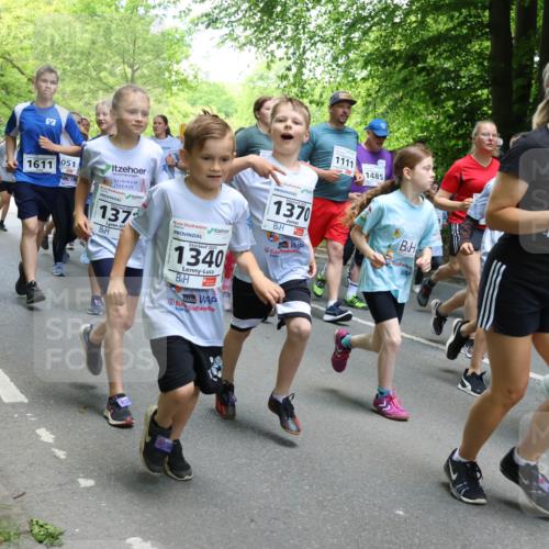 17.05.2025 - Störlauf Strokosch-Dieckow http://msf.ph/oto/7851881 17.05.2025 14:17:41 Laufen 1611, 051, 157, 1613, 2023, 137, 1340, 1370, 1111, 1485, 1052, 14 meine-sportfotos.de