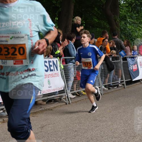 17.05.2025 - Störlauf Strokosch-Dieckow http://msf.ph/oto/7851883 17.05.2025 15:24:59 Ziel 2025, 2320, 117, 1975 meine-sportfotos.de