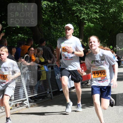 17.05.2025 - Störlauf Strokosch-Dieckow http://msf.ph/oto/7852102 17.05.2025 15:27:26 Ziel 2015, 2048, 192, 1910 meine-sportfotos.de