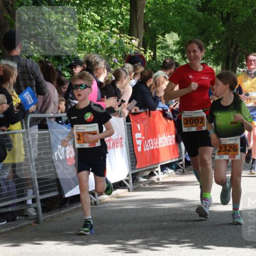 17.05.2025 - Störlauf Strokosch-Dieckow http://msf.ph/oto/7852144 17.05.2025 15:27:52 Ziel 2, 2002, 2326, 1996, 5259 meine-sportfotos.de