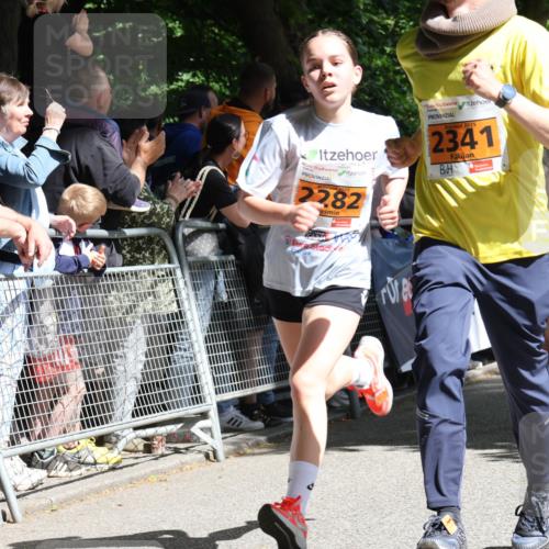 17.05.2025 - Störlauf Strokosch-Dieckow http://msf.ph/oto/7852264 17.05.2025 15:28:36 Ziel 2025, 2282, 2025, 2341, 207, 5 meine-sportfotos.de