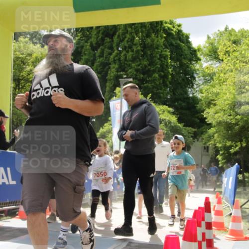 17.05.2025 - Störlauf H.Heesch http://msf.ph/oto/7852946 17.05.2025 13:02:12 Ziel  meine-sportfotos.de