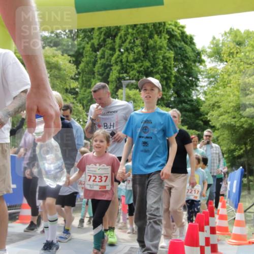 17.05.2025 - Störlauf H.Heesch http://msf.ph/oto/7853160 17.05.2025 13:03:25 Ziel  meine-sportfotos.de