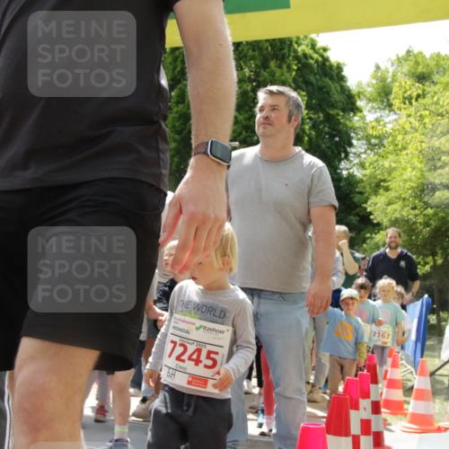 17.05.2025 - Störlauf H.Heesch http://msf.ph/oto/7853248 17.05.2025 13:03:58 Ziel  meine-sportfotos.de