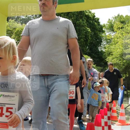17.05.2025 - Störlauf H.Heesch http://msf.ph/oto/7853253 17.05.2025 13:04:00 Ziel  meine-sportfotos.de
