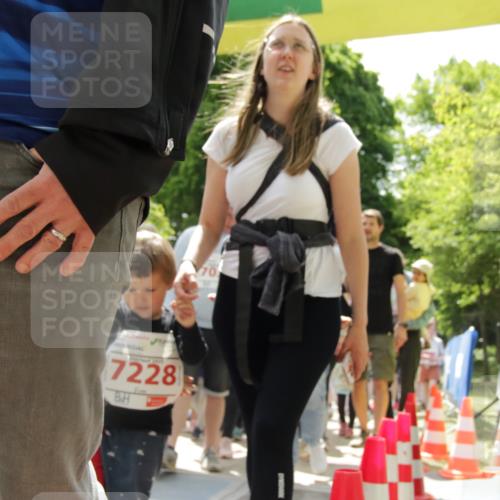 17.05.2025 - Störlauf H.Heesch http://msf.ph/oto/7853325 17.05.2025 13:04:43 Ziel  meine-sportfotos.de