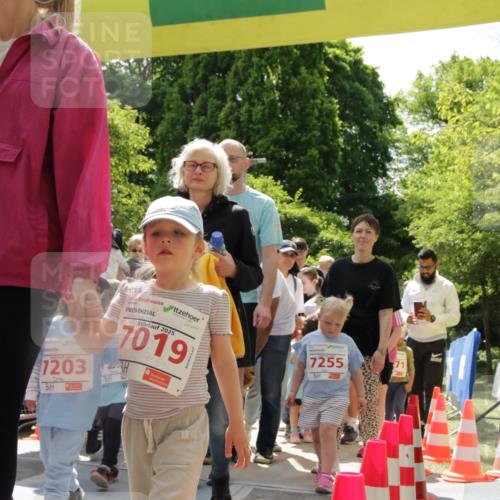 17.05.2025 - Störlauf H.Heesch http://msf.ph/oto/7853367 17.05.2025 13:05:04 Ziel  meine-sportfotos.de
