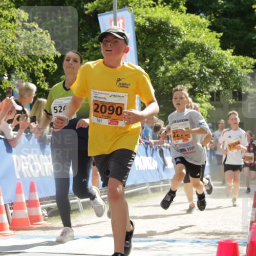 17.05.2025 - Störlauf H.Heesch http://msf.ph/oto/7853692 17.05.2025 15:28:57 Ziel  meine-sportfotos.de