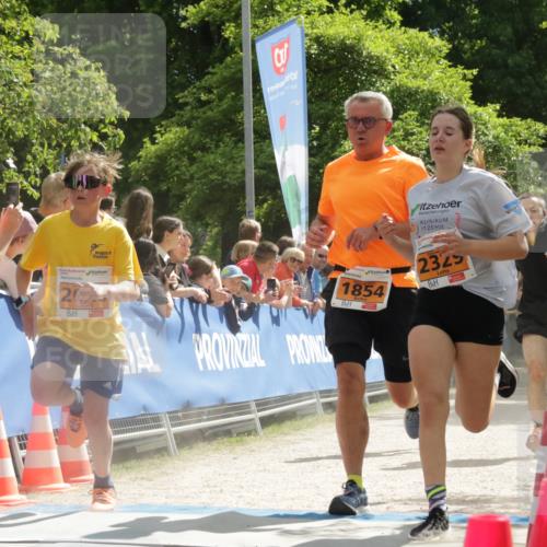 17.05.2025 - Störlauf H.Heesch http://msf.ph/oto/7853810 17.05.2025 15:30:02 Ziel  meine-sportfotos.de