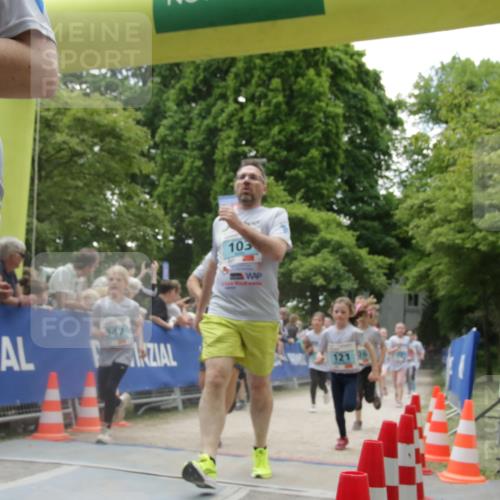 17.05.2025 - Störlauf H.Heesch http://msf.ph/oto/7854070 17.05.2025 13:45:33 Ziel  meine-sportfotos.de