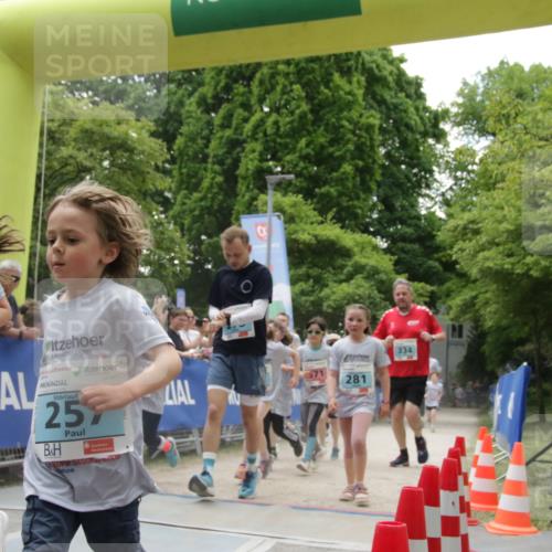 17.05.2025 - Störlauf H.Heesch http://msf.ph/oto/7854081 17.05.2025 13:45:37 Ziel  meine-sportfotos.de