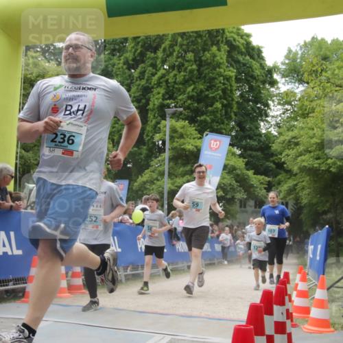 17.05.2025 - Störlauf H.Heesch http://msf.ph/oto/7854139 17.05.2025 13:46:15 Ziel  meine-sportfotos.de