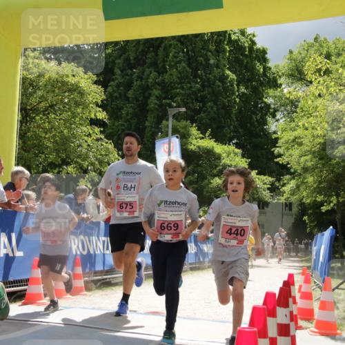 17.05.2025 - Störlauf H.Heesch http://msf.ph/oto/7854606 17.05.2025 13:57:00 Ziel  meine-sportfotos.de