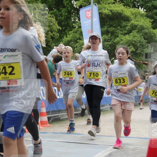 17.05.2025 - Störlauf H.Heesch http://msf.ph/oto/7855204 17.05.2025 14:14:37 Ziel  meine-sportfotos.de