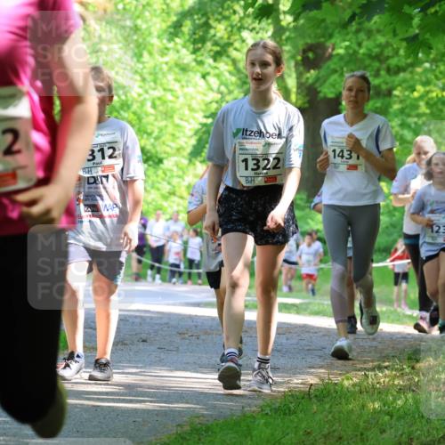 17.05.2025 - Störlauf Strokosch-Dieckow http://msf.ph/oto/7857773 17.05.2025 14:48:39 Laufen 1262, 2025, 312, 2025, 1322, 143, 1236, 1243 meine-sportfotos.de