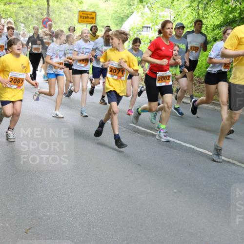 17.05.2025 - Störlauf Strokosch-Dieckow http://msf.ph/oto/7859231 17.05.2025 15:01:24 Laufen 2211, 2040, 2087, 1850, 105, 2071, 2002, 2072 meine-sportfotos.de