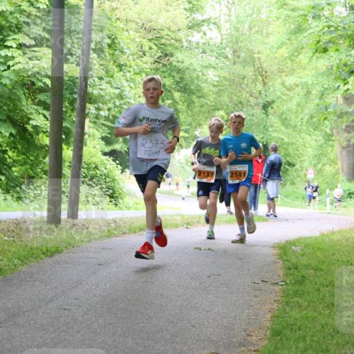 17.05.2025 - Störlauf Strokosch-Dieckow http://msf.ph/oto/7859758 17.05.2025 15:22:29 Laufen 2375, 2137, 2141 meine-sportfotos.de