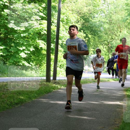 17.05.2025 - Störlauf Strokosch-Dieckow http://msf.ph/oto/7860016 17.05.2025 15:23:46 Laufen 2234, 2060, 2003 meine-sportfotos.de