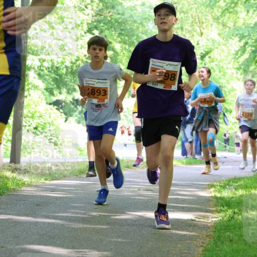 17.05.2025 - Störlauf Strokosch-Dieckow http://msf.ph/oto/7861139 17.05.2025 15:27:30 Laufen 1992, 1893, 98, 2228 meine-sportfotos.de