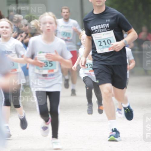 17.05.2025 - Störlauf H.Heesch http://msf.ph/oto/7864968 17.05.2025 13:42:11 Ziel  meine-sportfotos.de