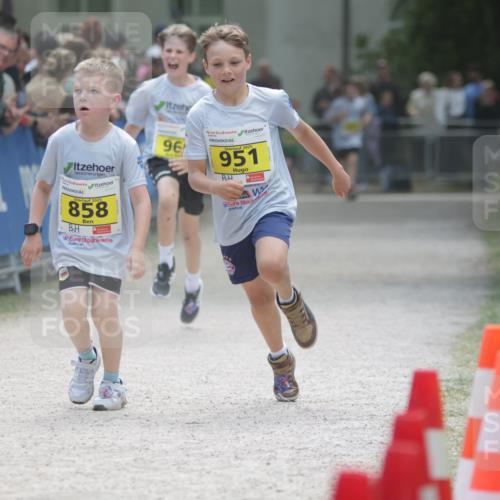17.05.2025 - Störlauf H.Heesch http://msf.ph/oto/7867730 17.05.2025 14:13:32 Ziel  meine-sportfotos.de