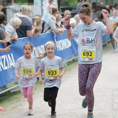 17.05.2025 - Störlauf H.Heesch http://msf.ph/oto/7870036 17.05.2025 14:15:25 Ziel  meine-sportfotos.de
