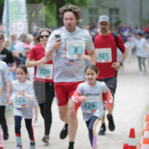 17.05.2025 - Störlauf H.Heesch http://msf.ph/oto/7871013 17.05.2025 13:45:15 Ziel  meine-sportfotos.de